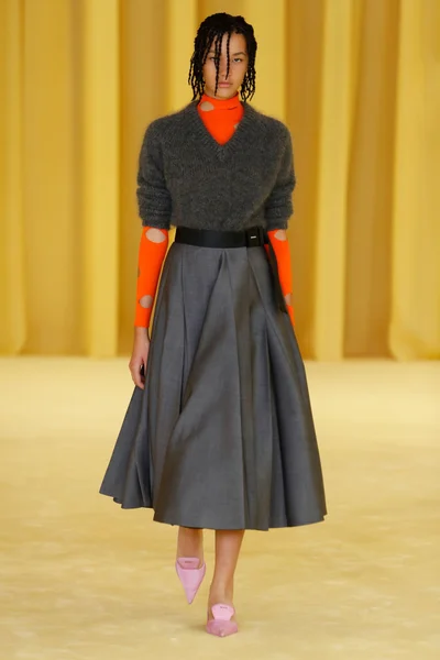 Look 13